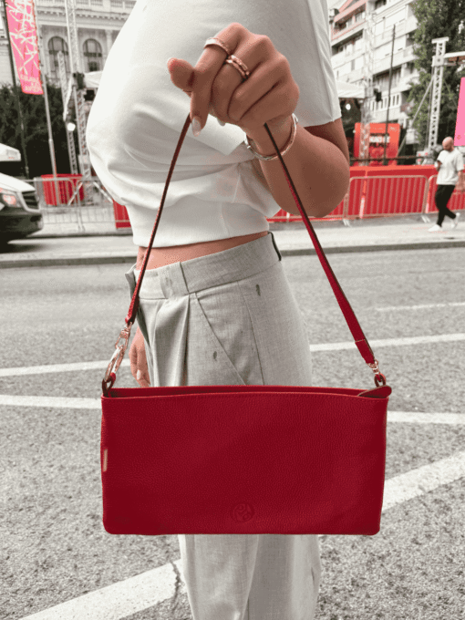 Iris red
